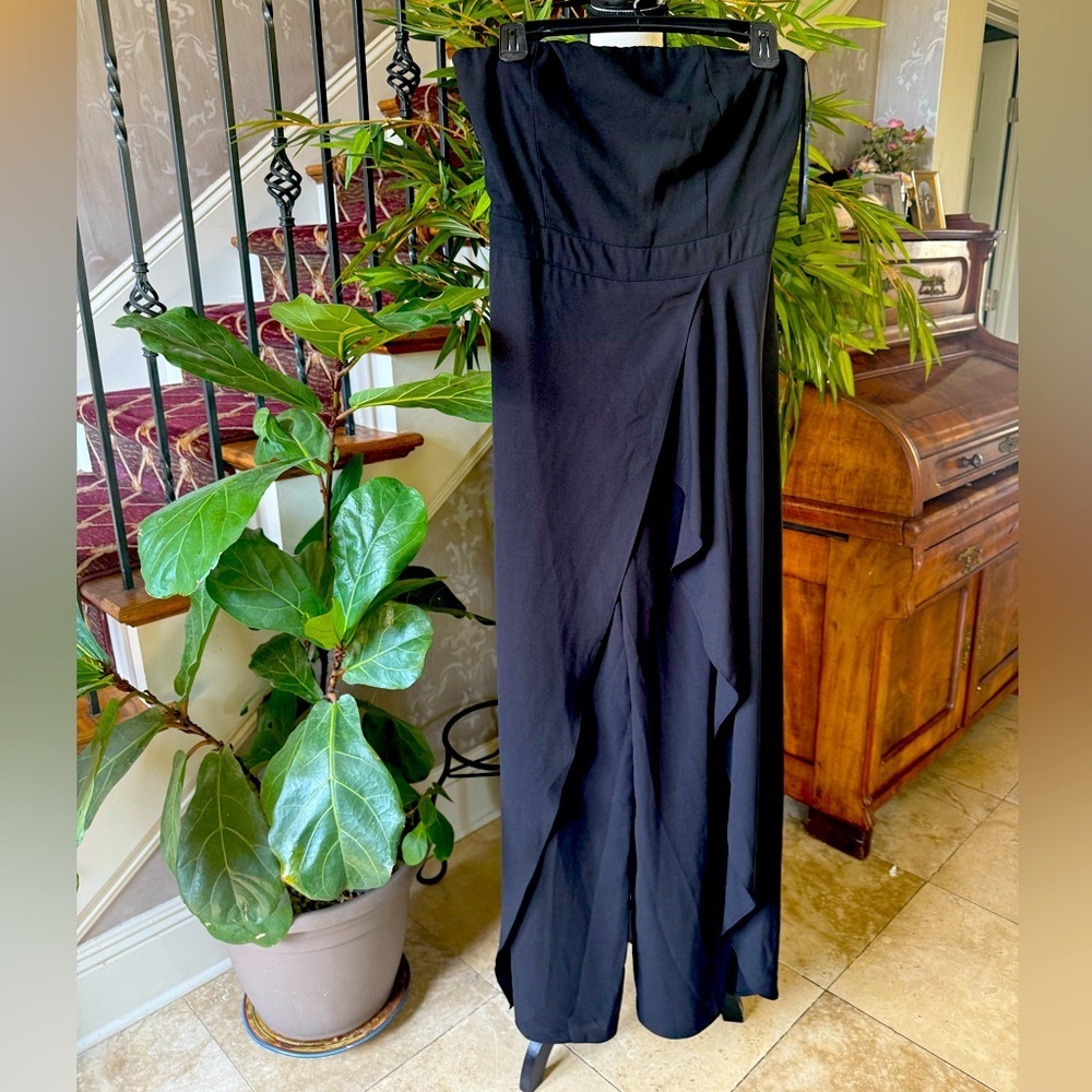 LULU’s ladies, black sleeveless jumpsuit, zip up back flowy wide leg medium - Picture 5 of 12